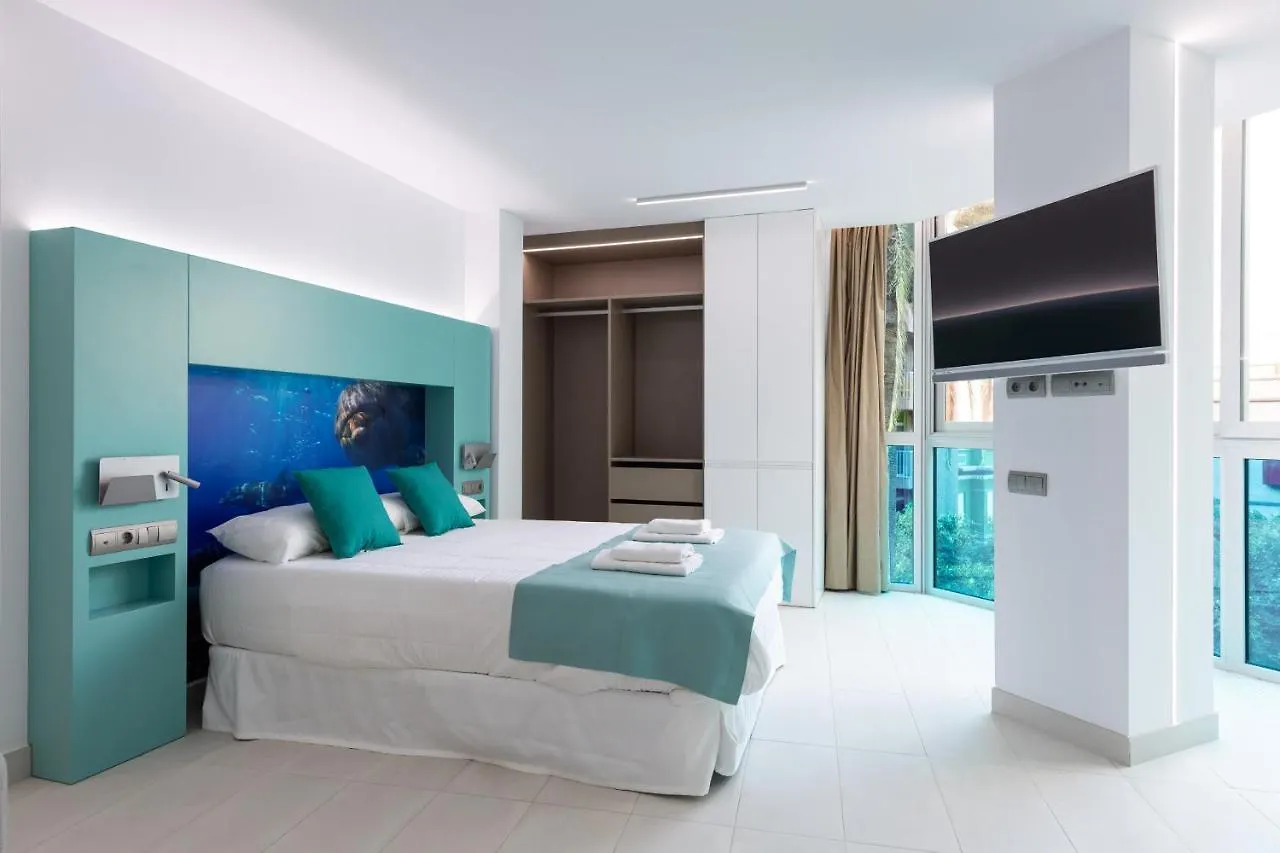 Edison Building By Canariasgetaway Las Palmas de Gran Canaria Spain